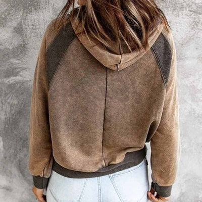 Casual sweatshirt med huva och långa ärmar