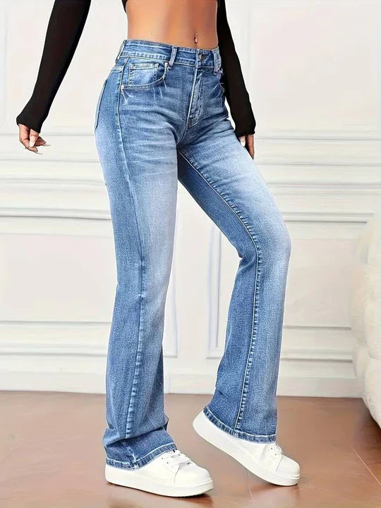 Utsvängda jeans med vintagelook och stretch