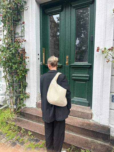 Anne - Avslappnad handväska i vävt tyg