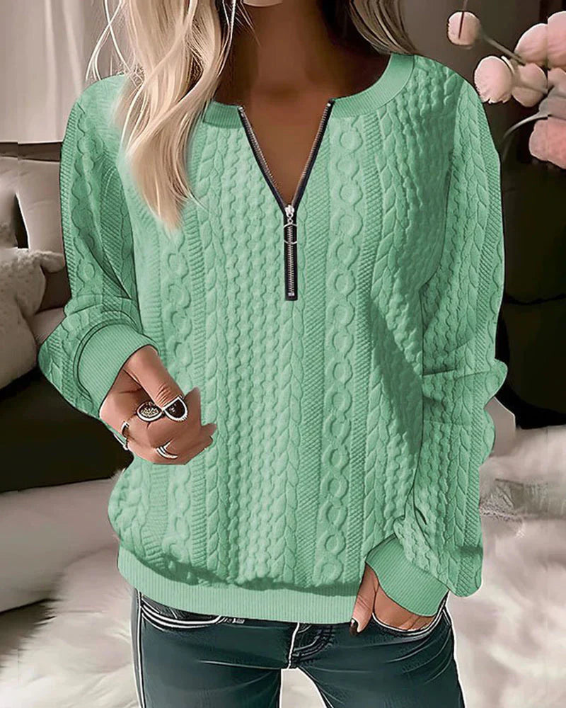 Aurora - varm tröja med stil!