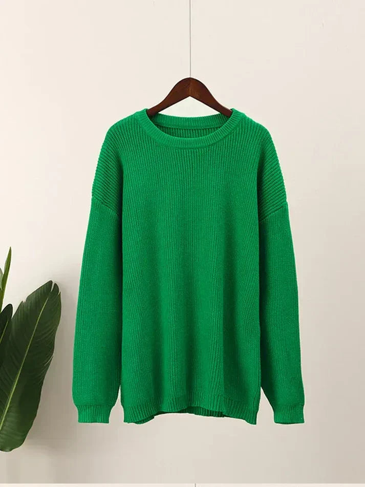 Varm vintertröja: moderiktig rund hals i minimalistisk design
