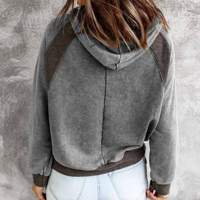 Casual sweatshirt med huva och långa ärmar
