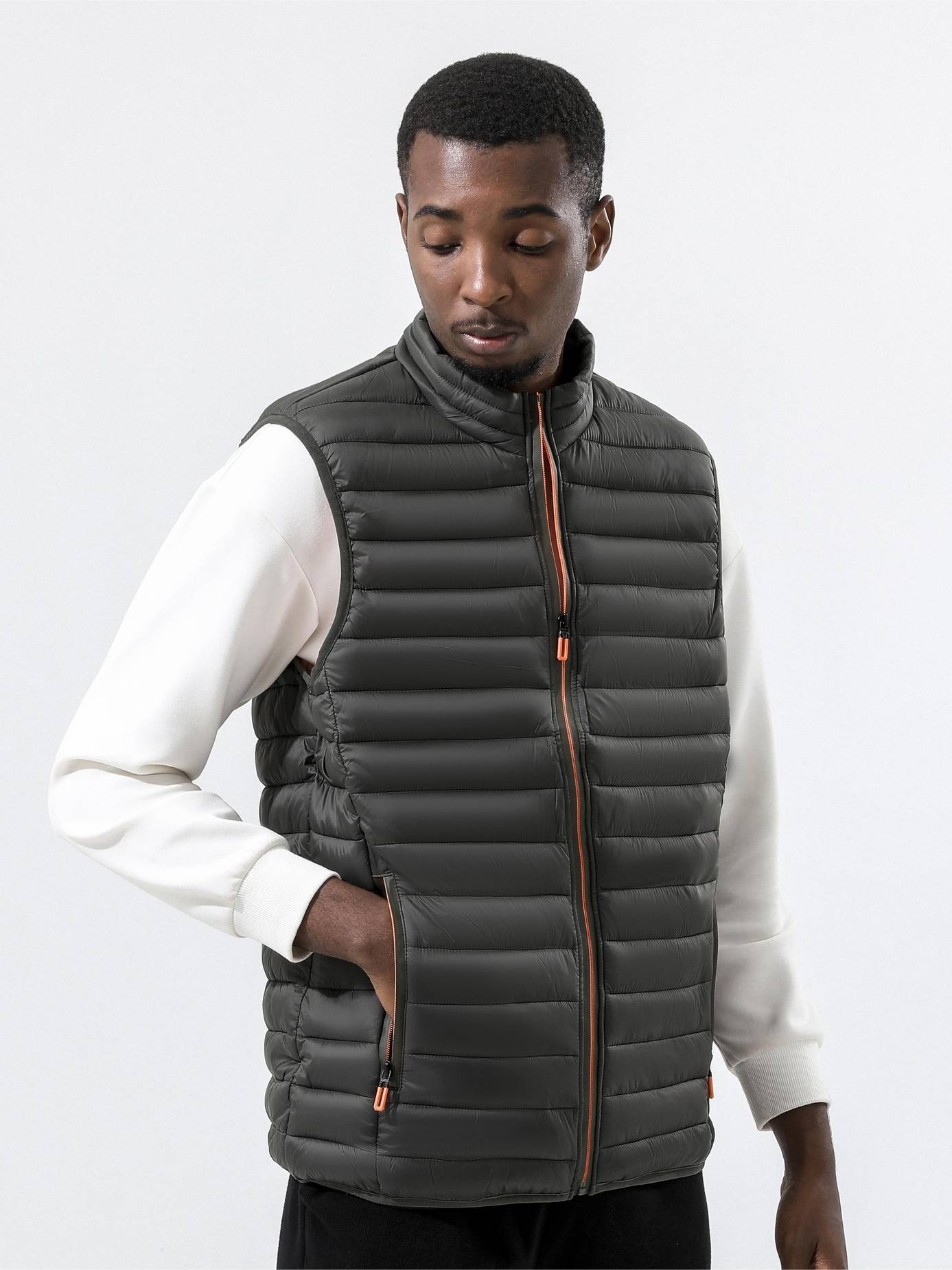 Bodywarmer med hög krage