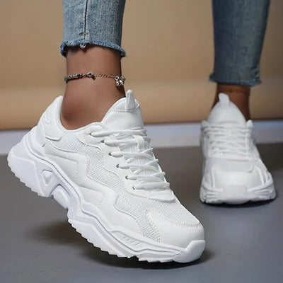 Emmeline – mångsidiga vita sneakers för kvinnor