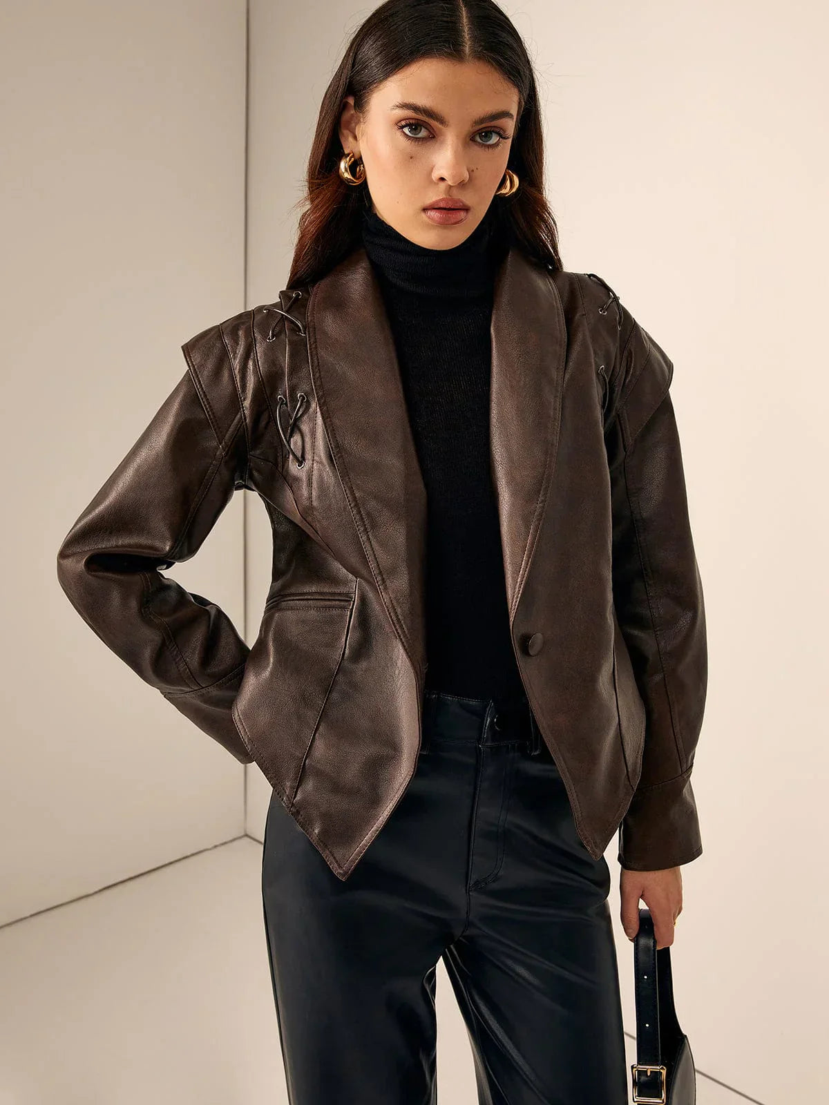 Valeria skräddarsydd läderkavaj med bälte – dam