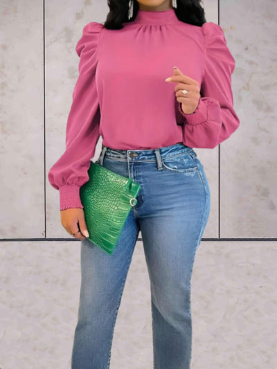 Bittany - Vackert skuren turtleneck-tröja med långa puffärmar