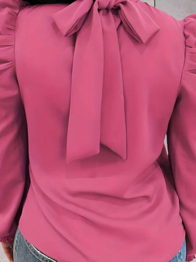 Bittany - Vackert skuren turtleneck-tröja med långa puffärmar