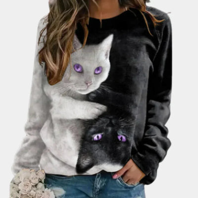 Rina – mysig t-shirt med katttryck för kvinnor