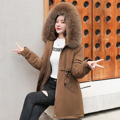 Arktisglanz - snygg parkas med elegant pälskrage