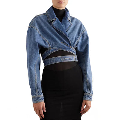 Kort asymmetrisk jeansjacka med justerbart bälte - Zoey