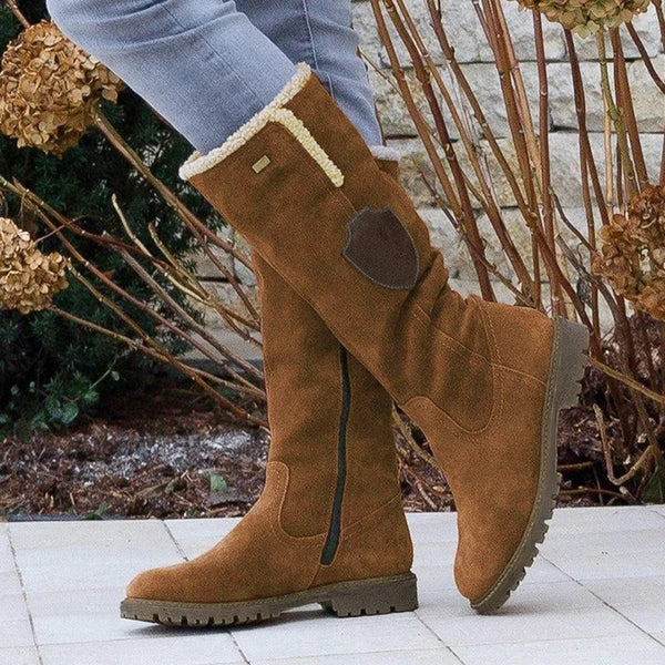 Ivette – damstövlar i mocka i vintagestil