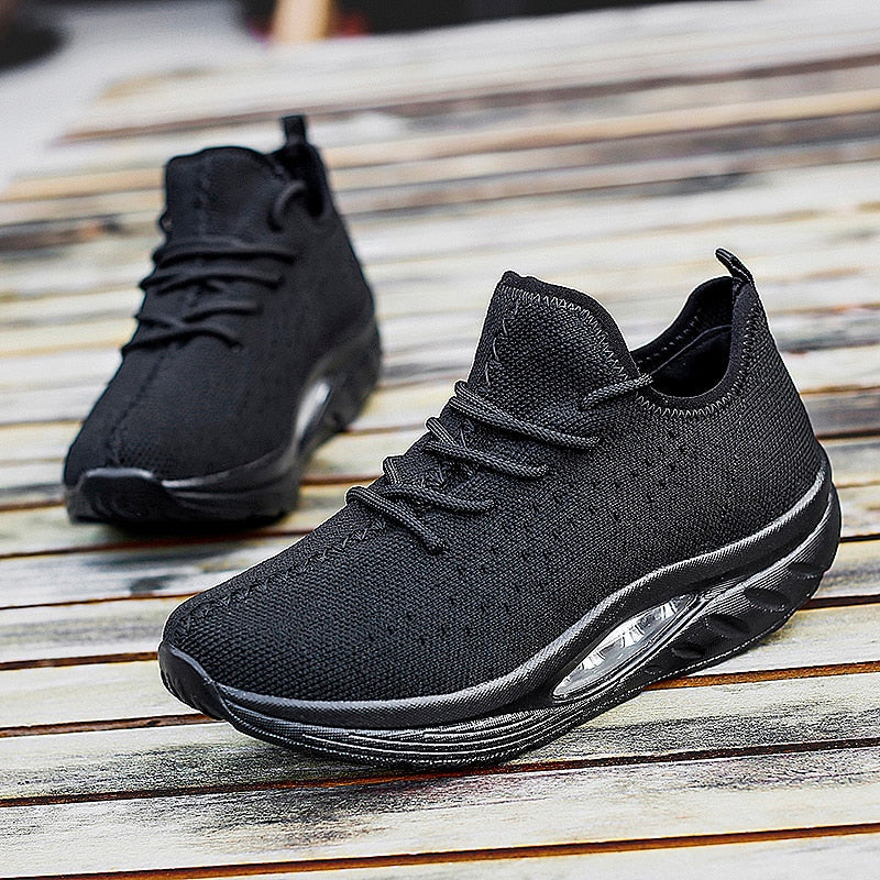 Reva - Stilrena Strump Sneakers med Luftsula