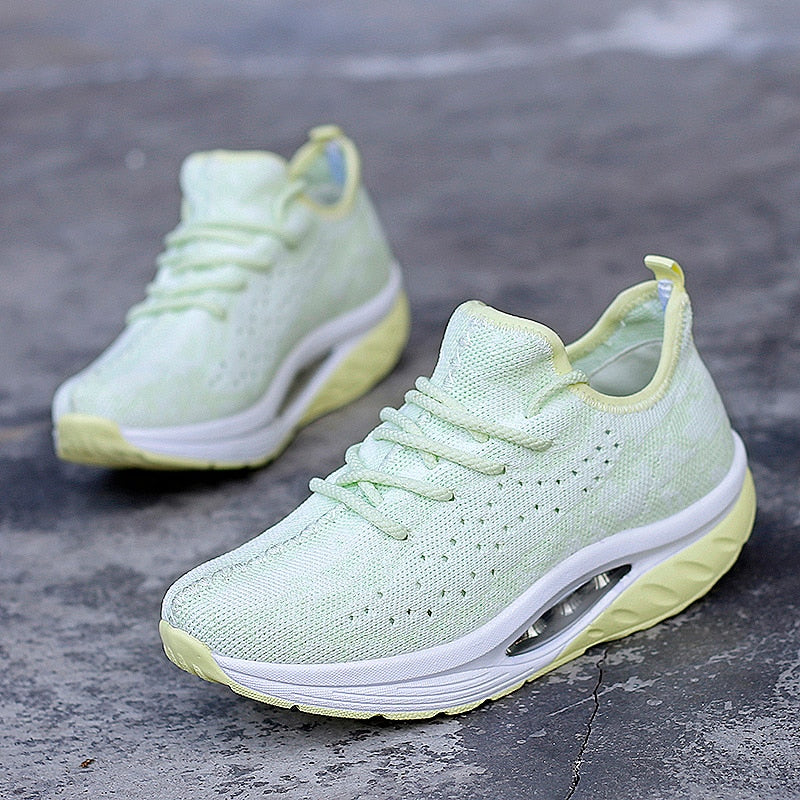 Reva - Stilrena Strump Sneakers med Luftsula