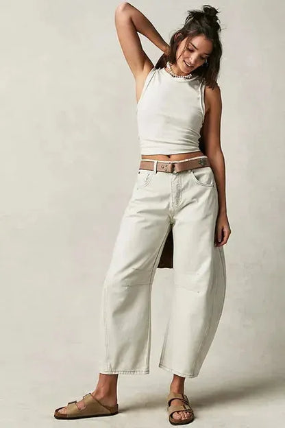 Vida damjeans i ledig stil för vintern