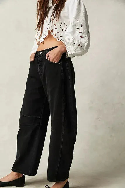 Vida damjeans i ledig stil för vintern