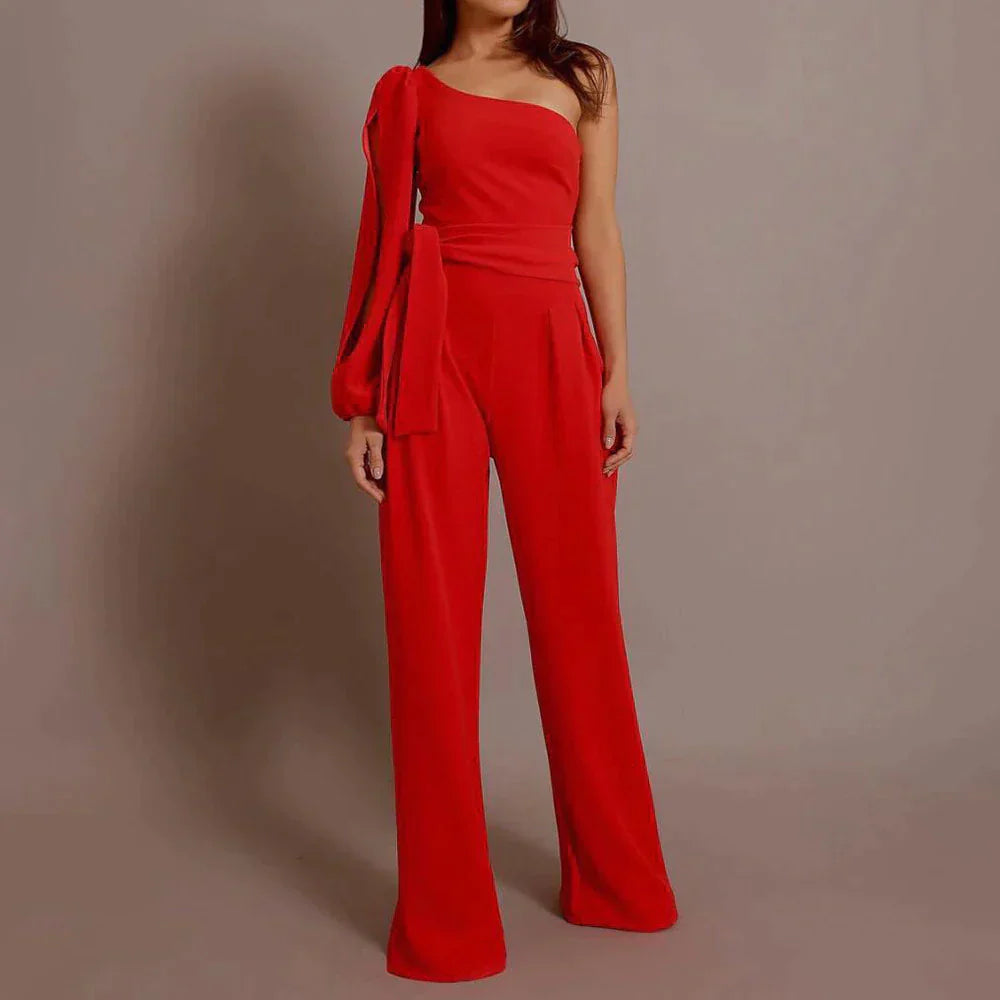 Ada - Damens Jumpsuit med en Axel och Slits