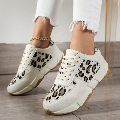Margareta - Trendiga Leopardmönstrade Damsneakers