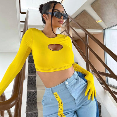 Katie - Crop top med nyckelhål och långa ärmar