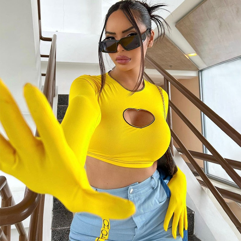 Katie - Crop top med nyckelhål och långa ärmar