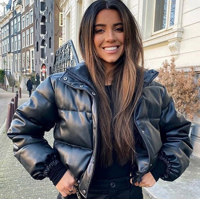 Veda - kort bomberjacka med dragkedja och ribbstickade muddar