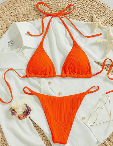 Zoey - blå bikini med högt band och v-ringning