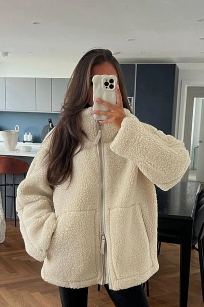 Varm teddy vinterkappa för kvinnor - elegant och mysig för vintern