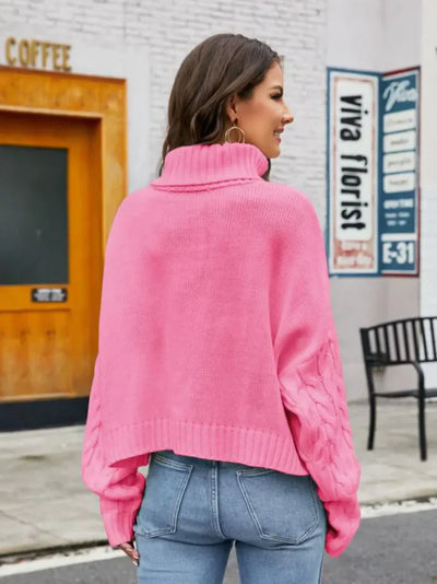 Damtröja med turtleneck i tjockt stickat - vintermode 2024