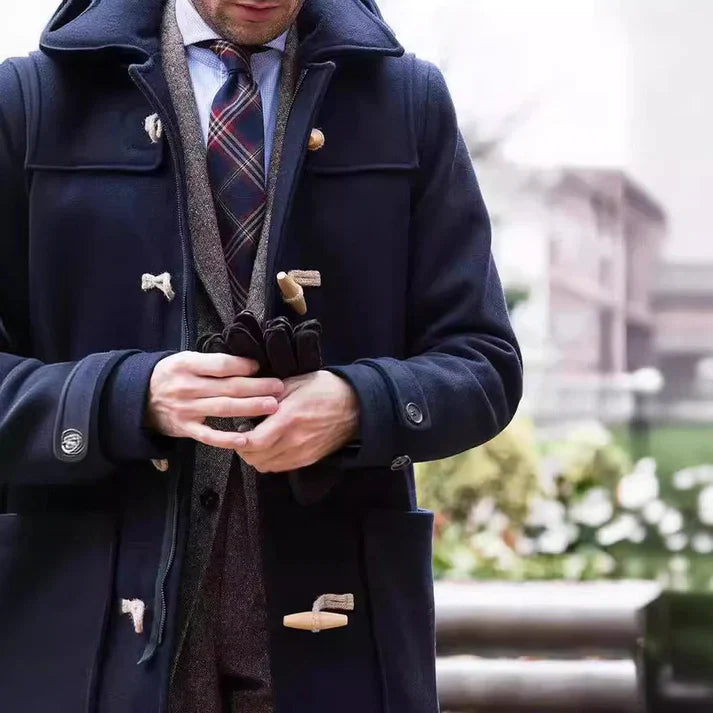 Oskar – ulltrenchcoat med knäppning och huva