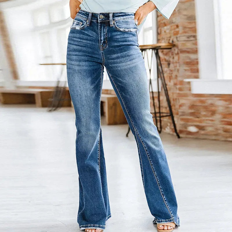 Trendiga jeans med hög midja för modemedvetna kvinnor på vintern