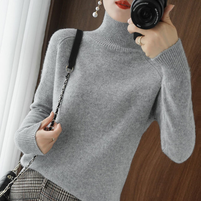 Faye - Tröja med Turtleneck för Kvinnor
